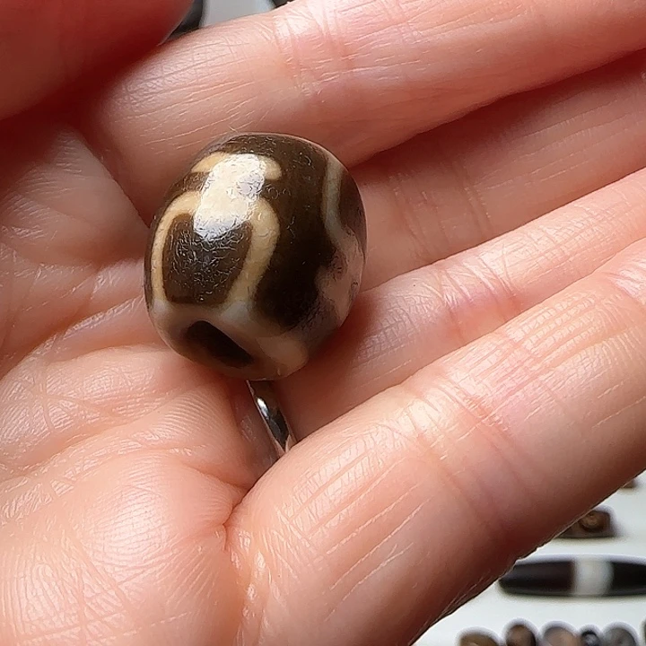 和田玉（糖玉）未镶嵌挂件用****1