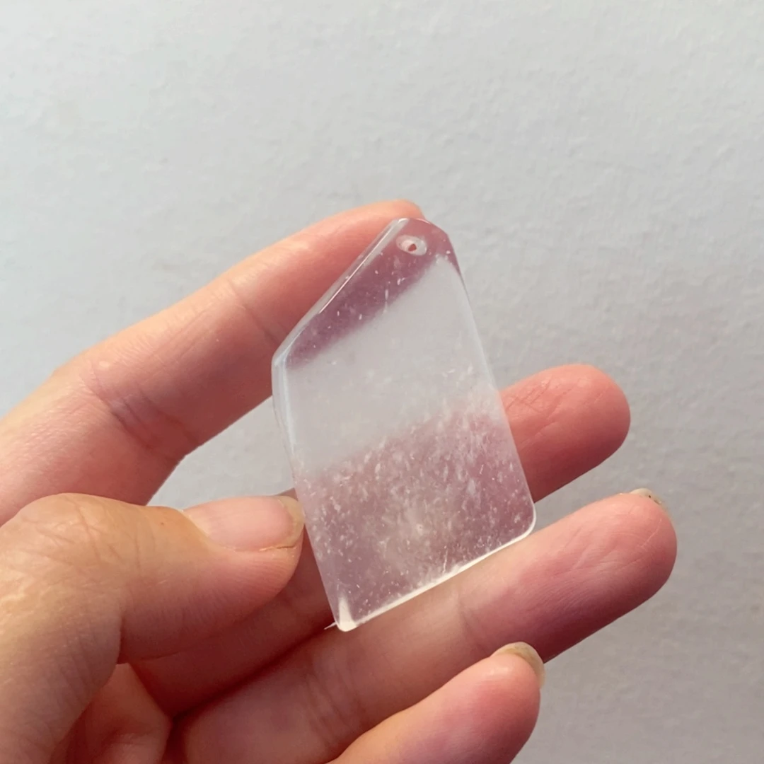 石英质玉未镶嵌颈饰