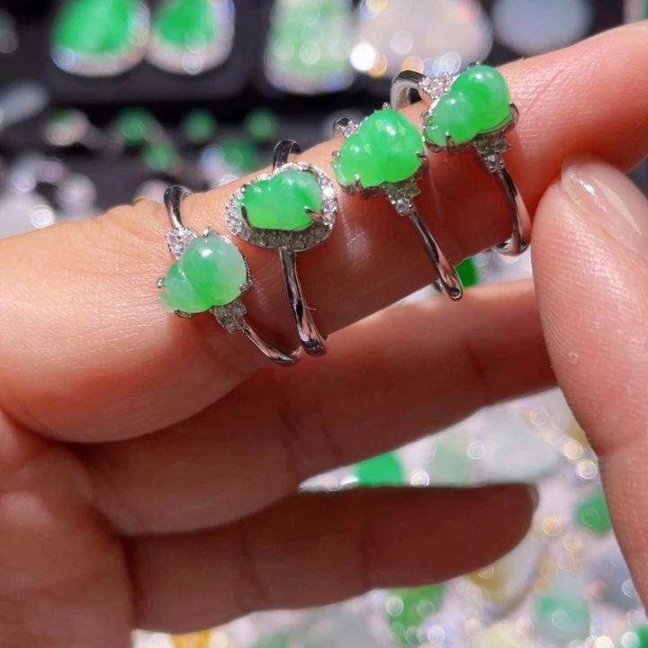 翡翠戒指银S925镶嵌精品