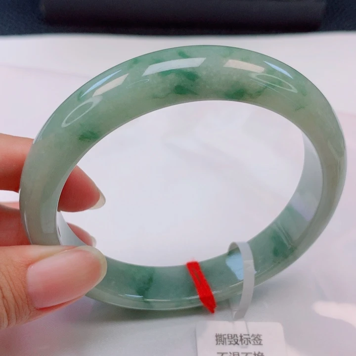 未镶嵌手镯翡翠63圈