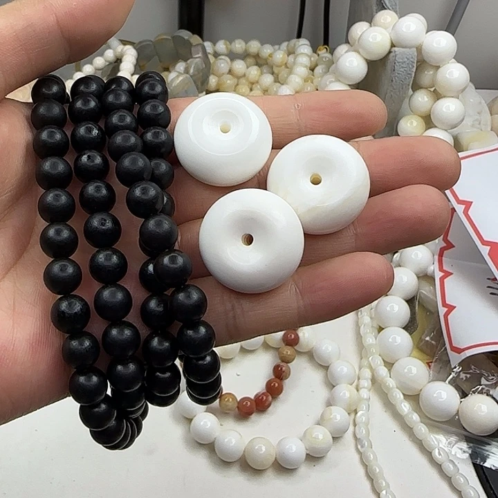 大果紫檀（缅甸花梨）三个小平安扣