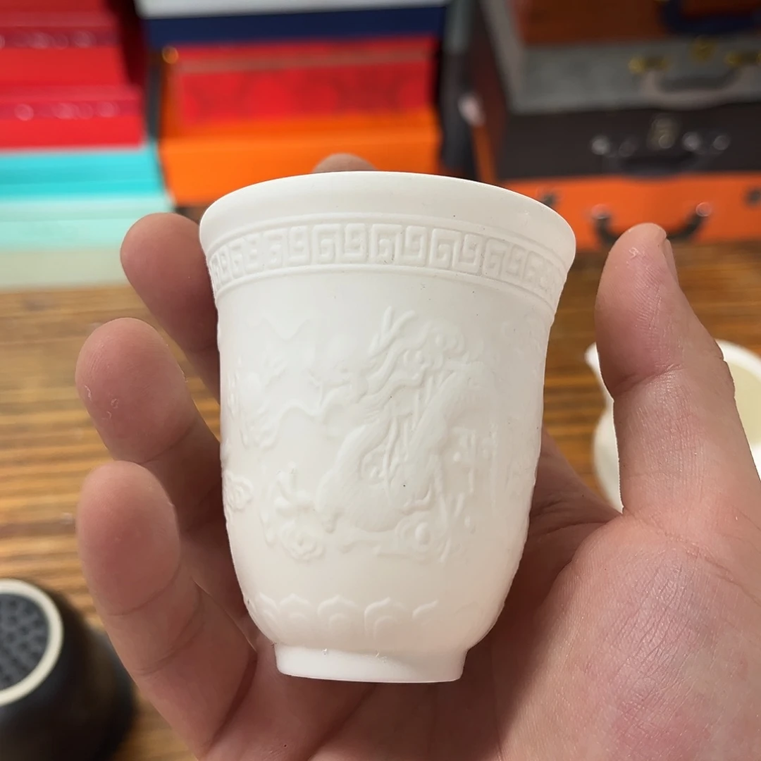 孤品茶具套装等。