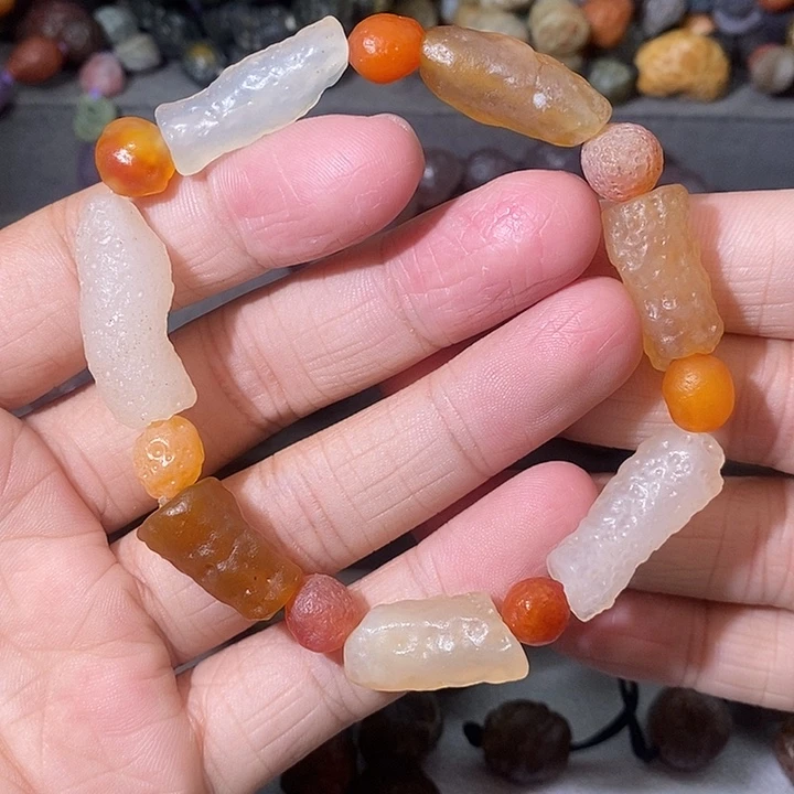 未镶嵌玛瑙/玉髓珠宝奇石