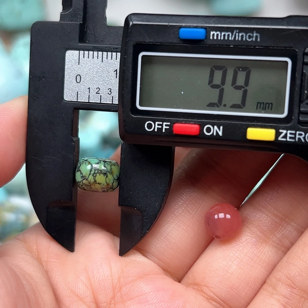 南红玛瑙未镶嵌珠宝奇石