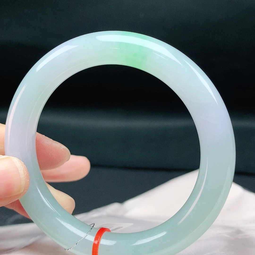 翡翠手镯未镶嵌56胖