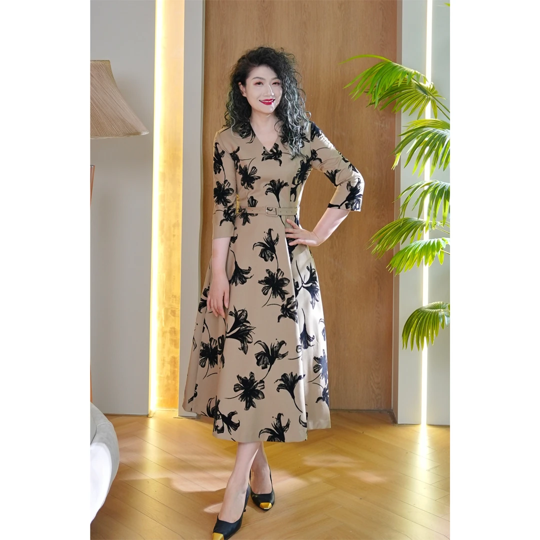 【六丑】新款优雅收腰显瘦V领水墨烧花腰带连衣裙409LYQ0600