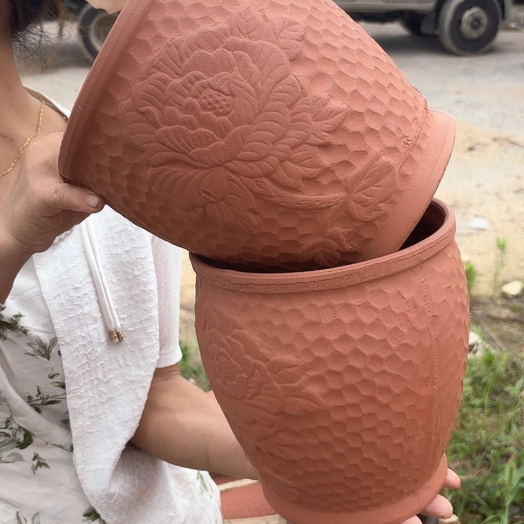 紫砂花盆钻石牡丹花两个口径19高度23红陶