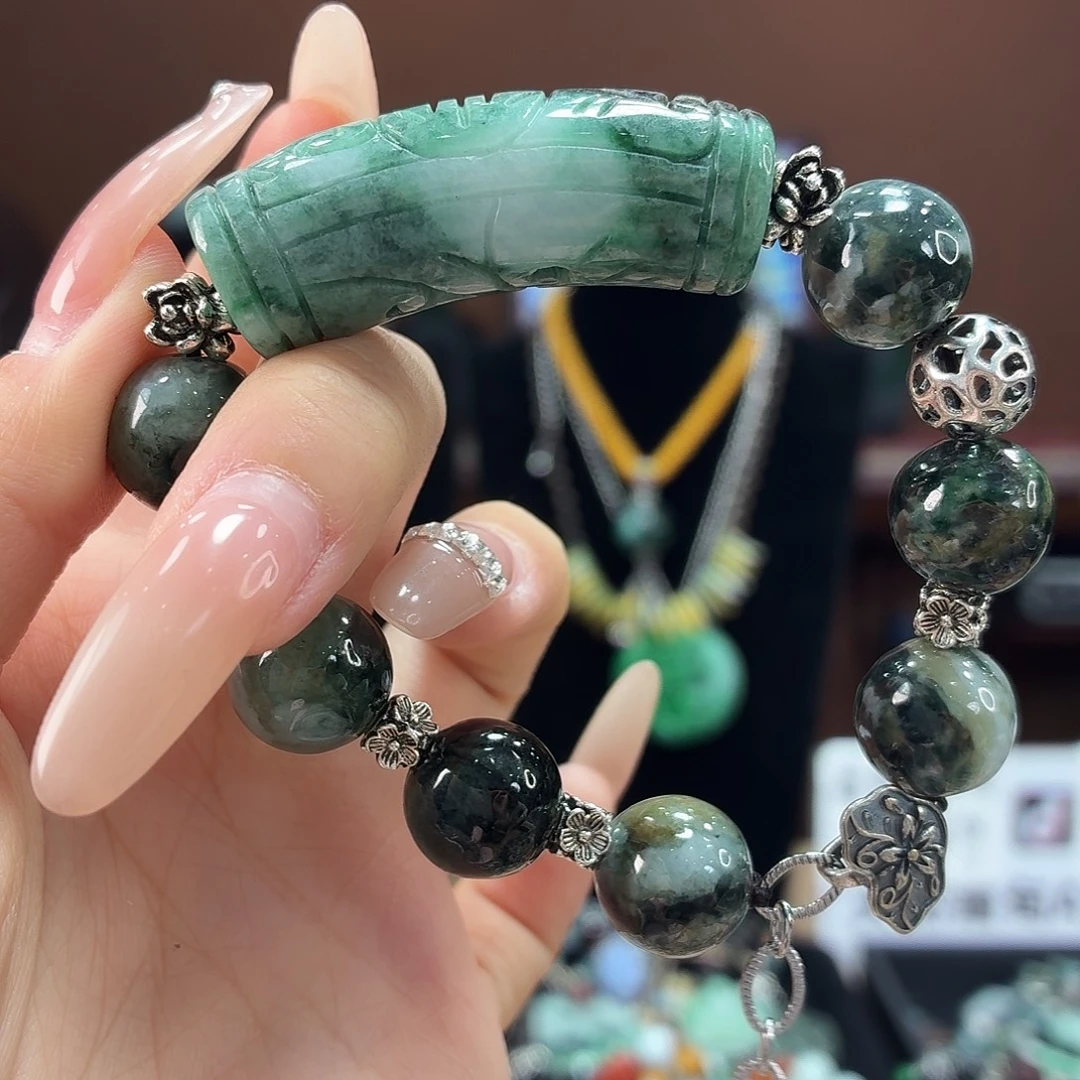 翡翠未镶嵌耳饰手串