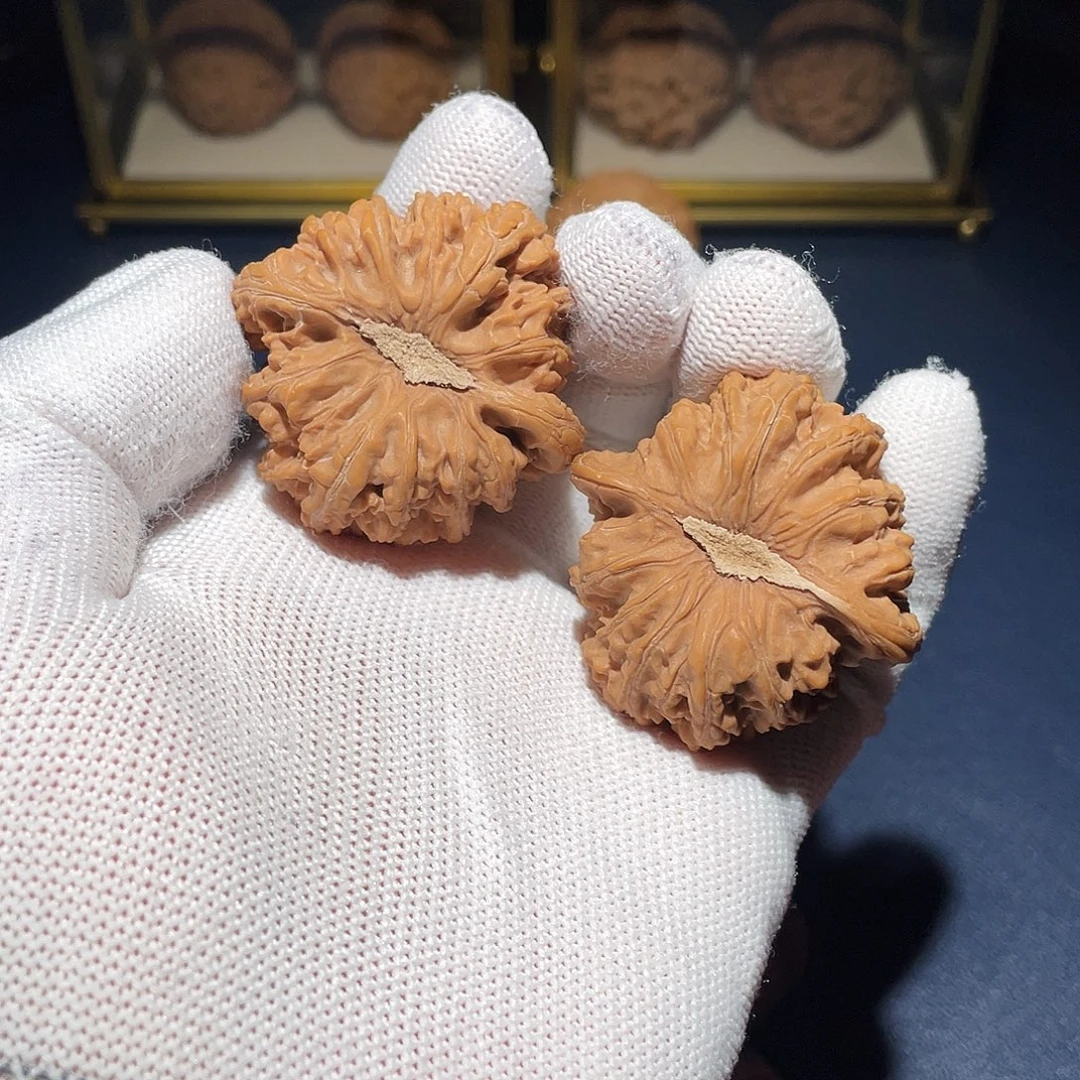 文玩核桃吊坠43密纹