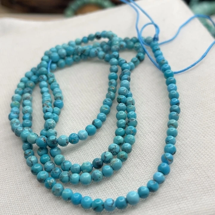 绿松石未镶嵌珠宝