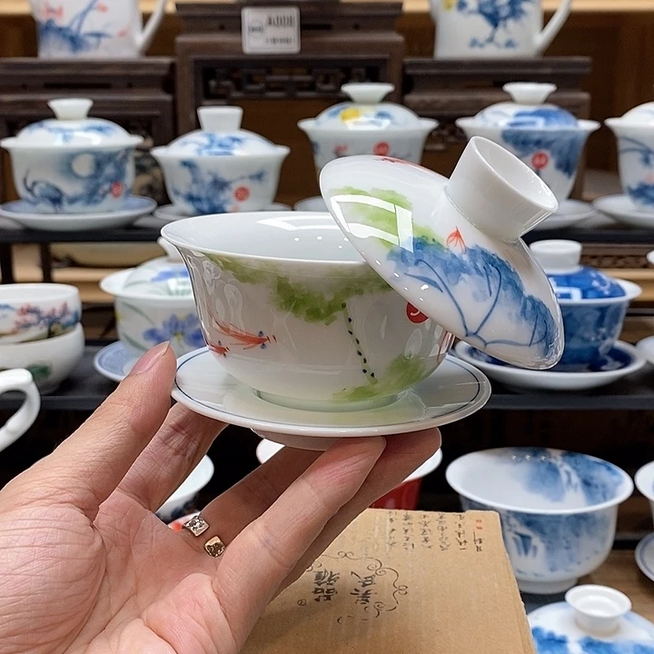 手绘五彩荷花悬停盖碗150cc釉下彩微瑕福利款
