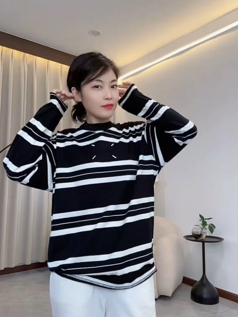 新款条纹刺绣落肩长袖T恤黑色百搭时尚情侣春夏宽松休闲圆领