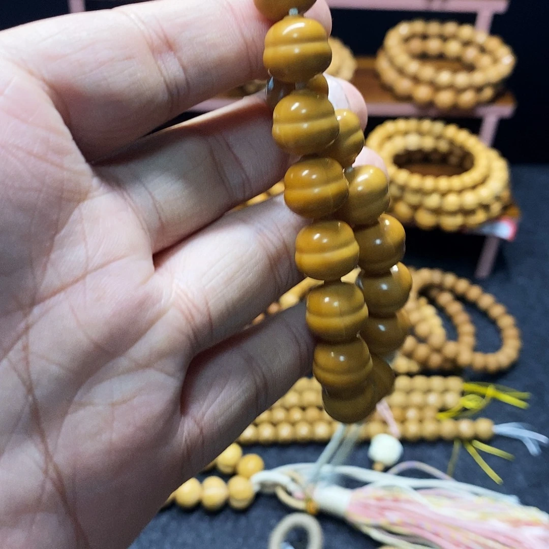文玩核桃吊坠葫芦