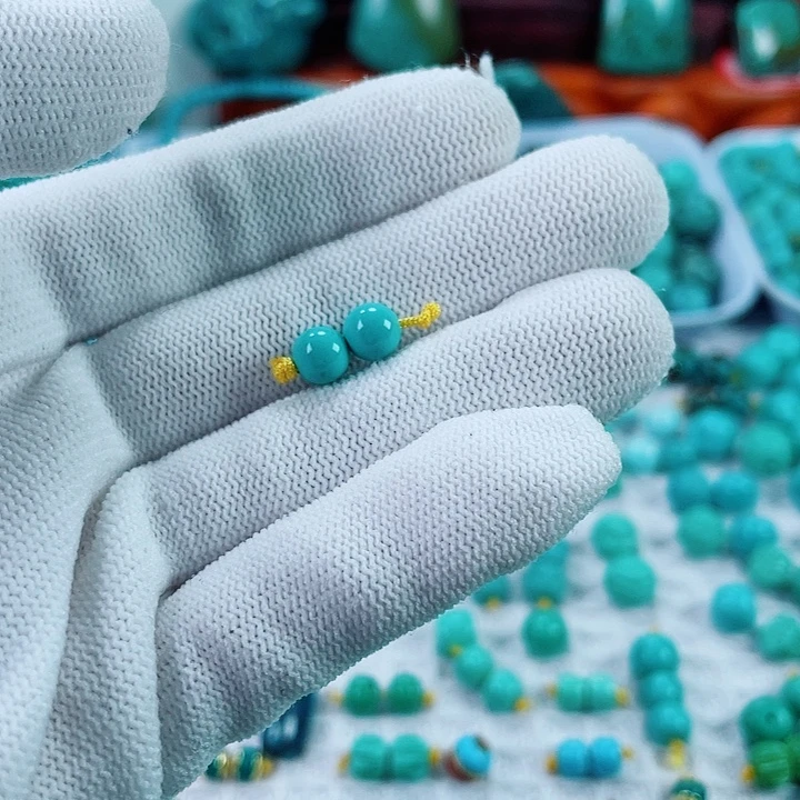 明***！南红玛瑙未镶嵌珠宝奇石