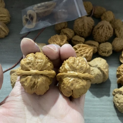 是***啊文玩核桃把件哈哈哈