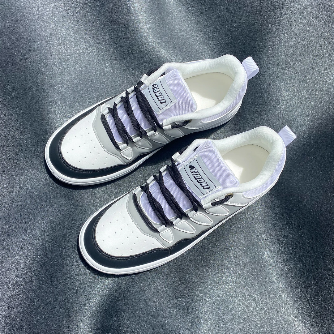 大码板鞋百搭旅游鞋秋冬爆款黑白熊猫爆款休闲鞋潮流情侣帆布鞋男