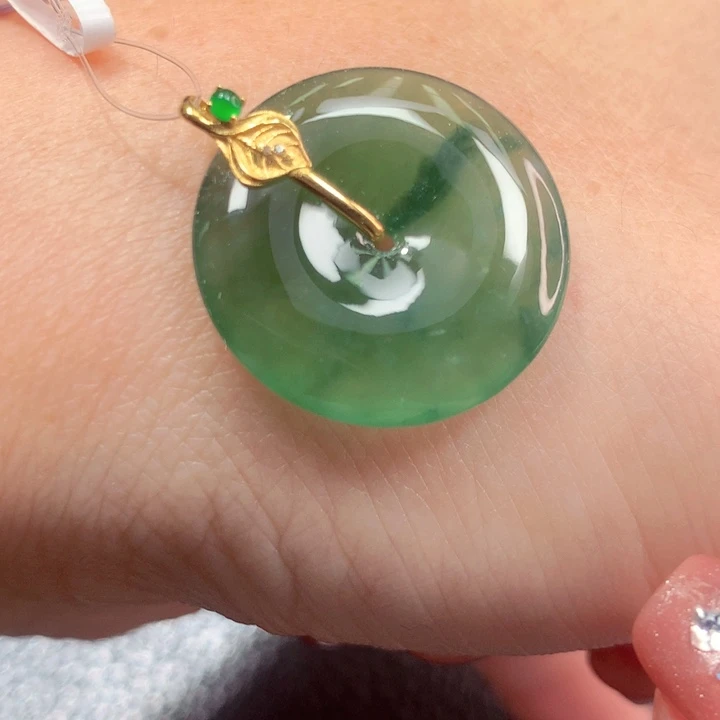 定制翡翠18K金镶嵌翡翠