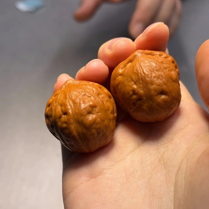 文玩核桃把件圆球648