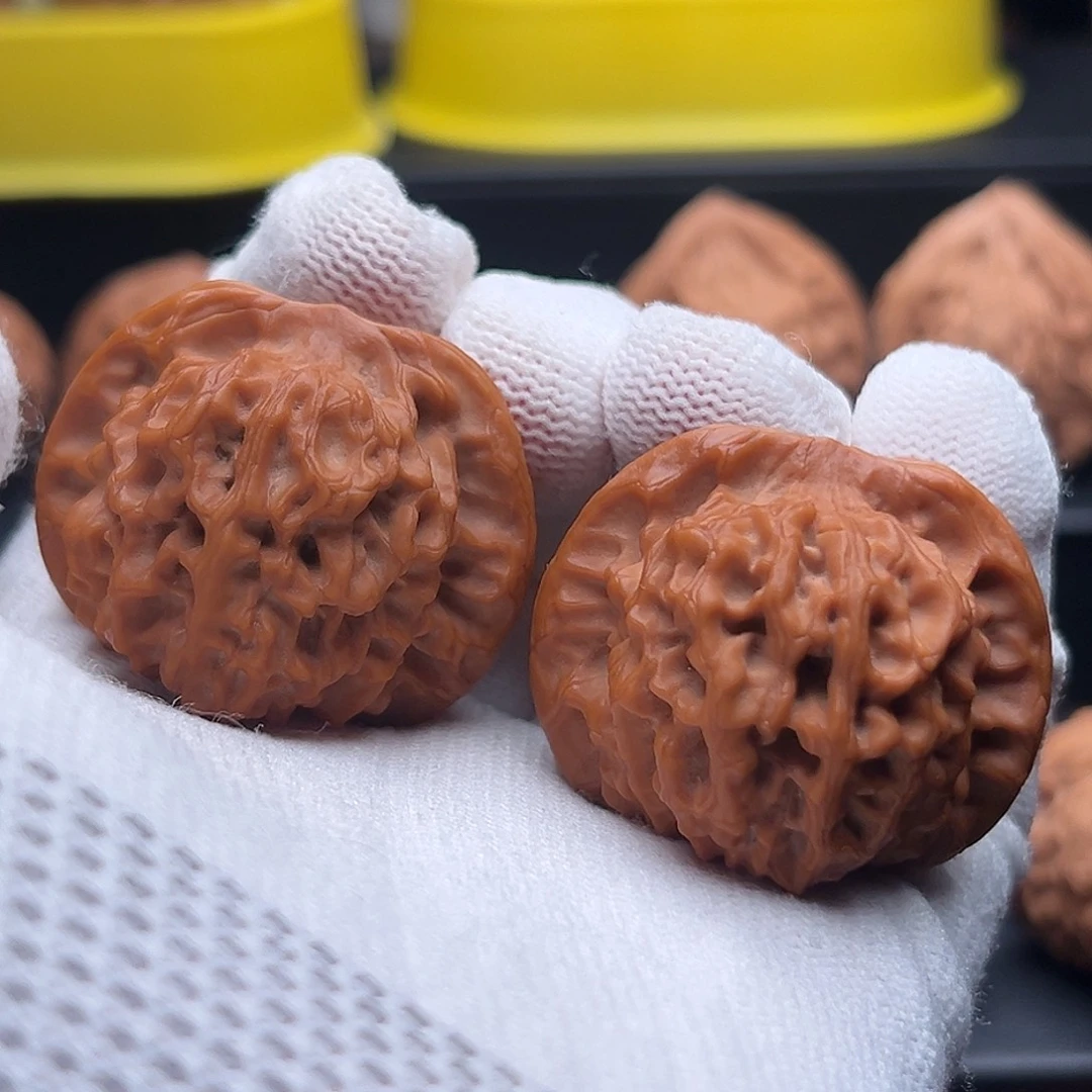 炙***热吊坠文玩核桃小任