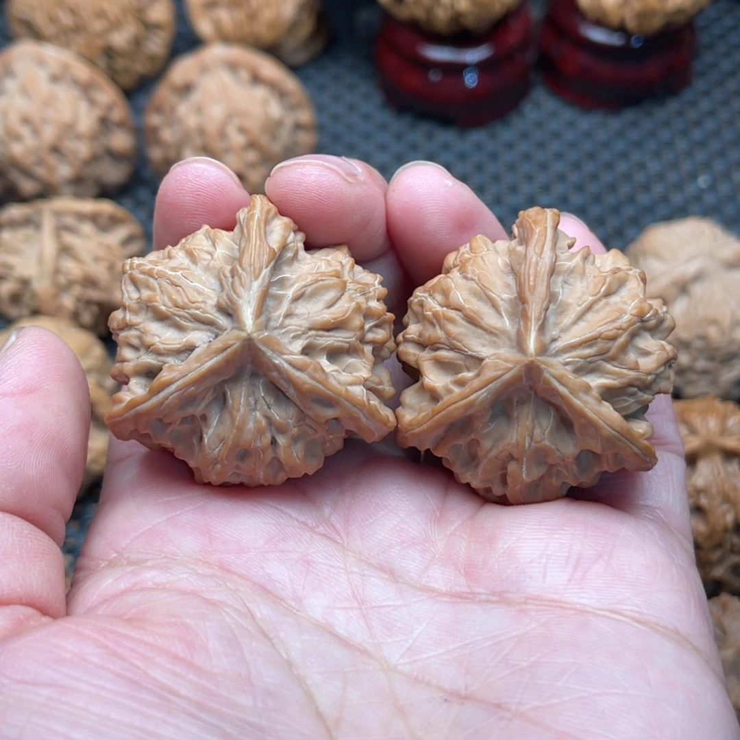 吊坠文玩核桃盘山三棱