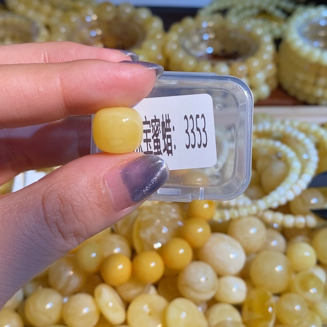 琥珀未镶嵌珠宝奇石3353