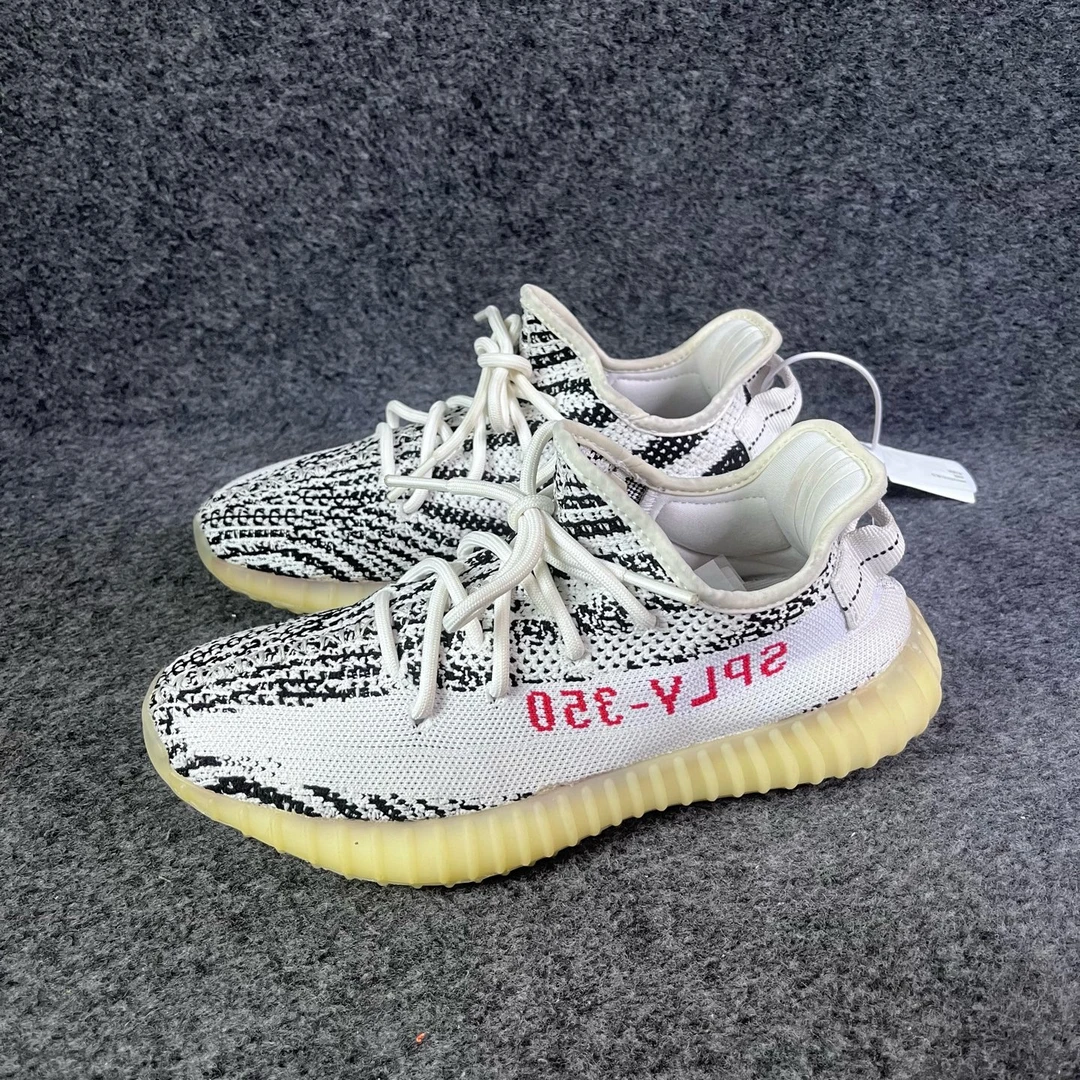 95新 MM6 yeezy350白斑马 40码 B1906鞋