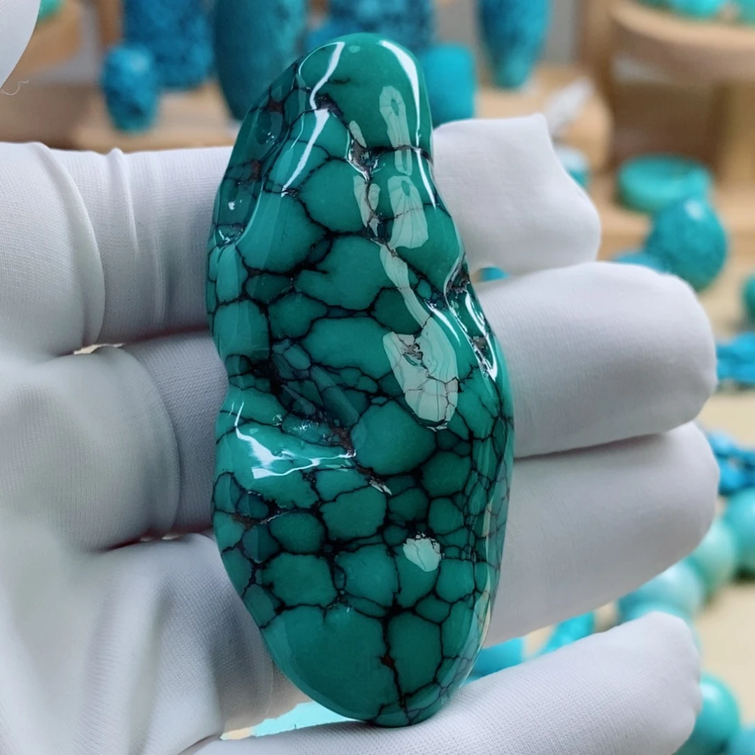 璃***月绿松石未镶嵌其他