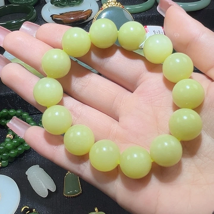 和田玉未镶嵌手串