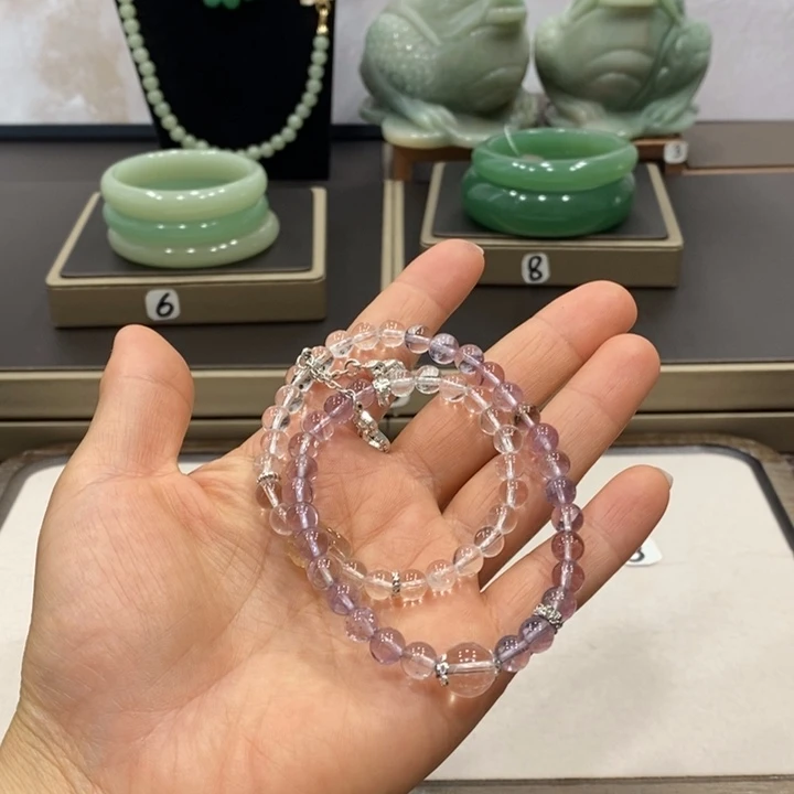 东陵石未镶嵌颈饰清**阳