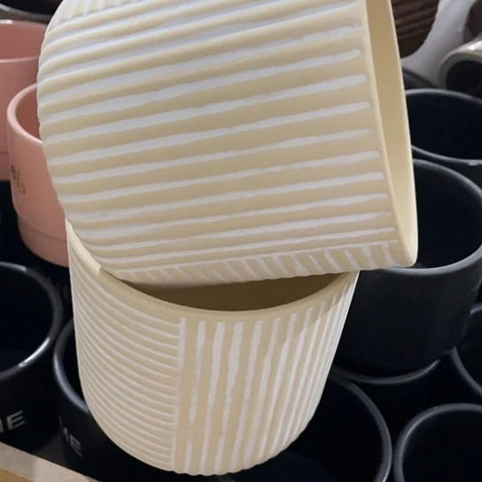 多肉绿植陶瓷花盆9.9，包邮，有孔