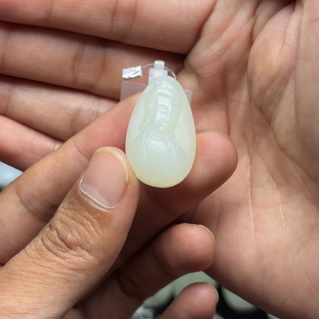 秦***园和田玉未镶嵌吊坠(不含链)