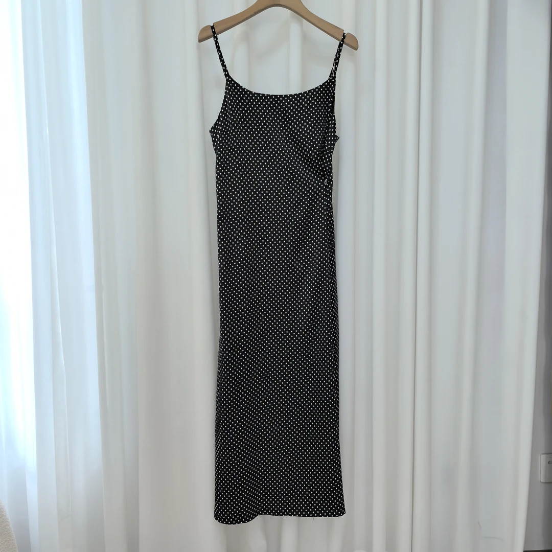 2025新款吊带连衣裙洋气休闲装 Q99011