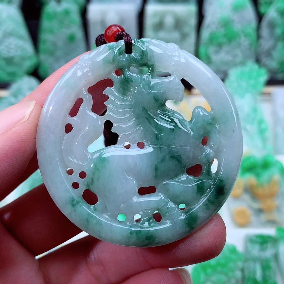 翡翠未镶嵌颈饰翡翠吊坠