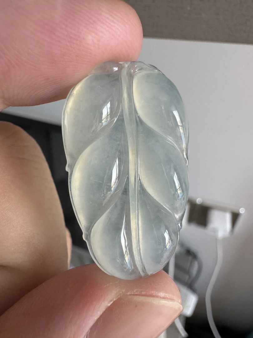 天然翡翠精品树叶饰品