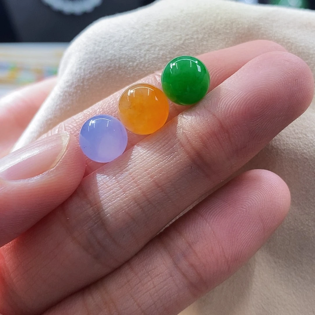 翡翠散珠每个不同价，多样性发其一