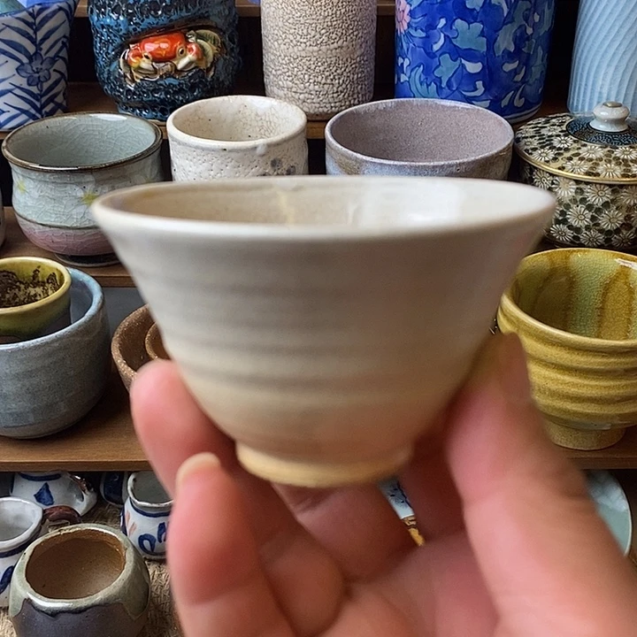 035 中古品默认微瑕满18包邮