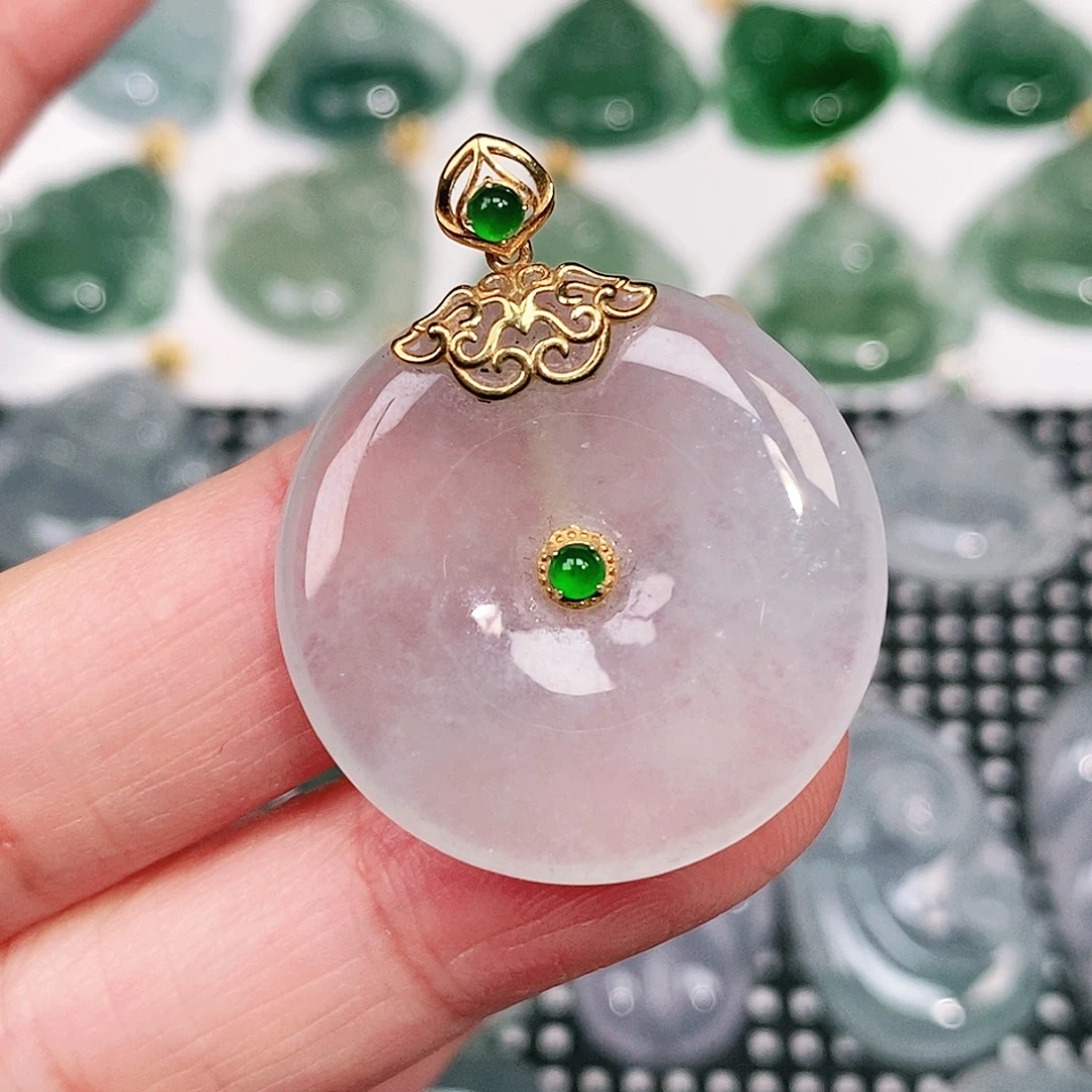 翡翠18K金镶嵌颈饰