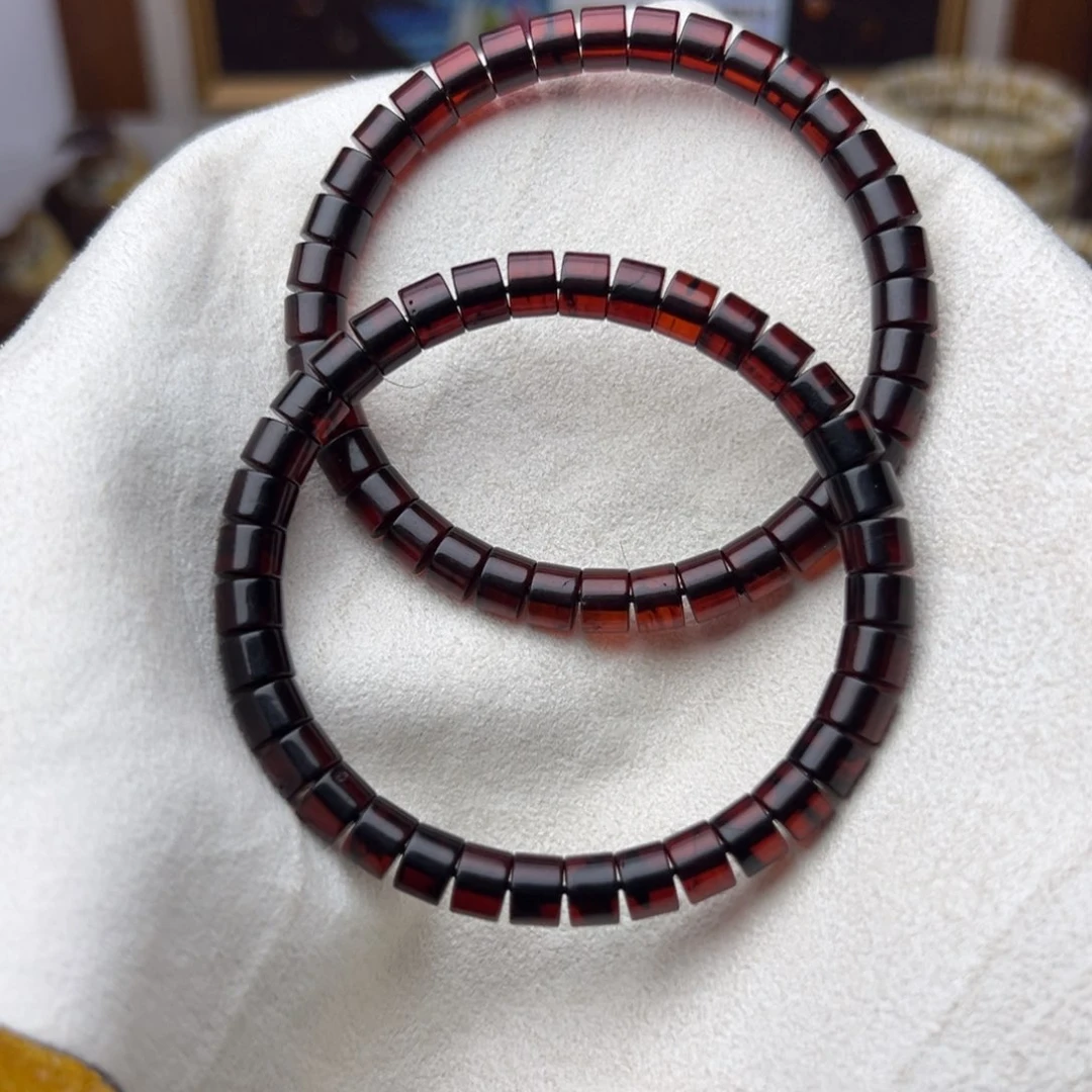 琥珀裸石未镶嵌75血珀直切 多样发其一