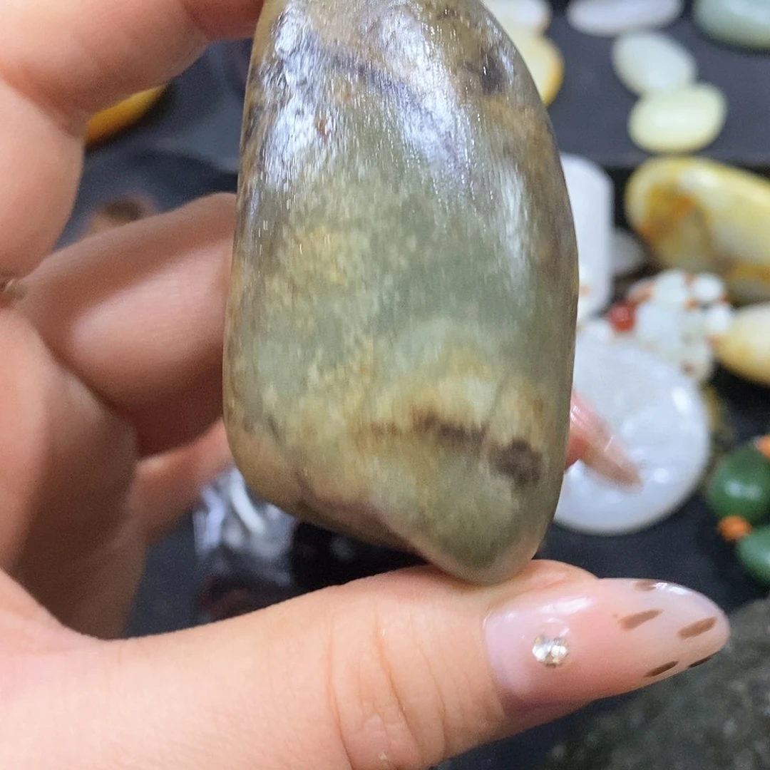 未镶嵌和田玉（糖玉）挂件