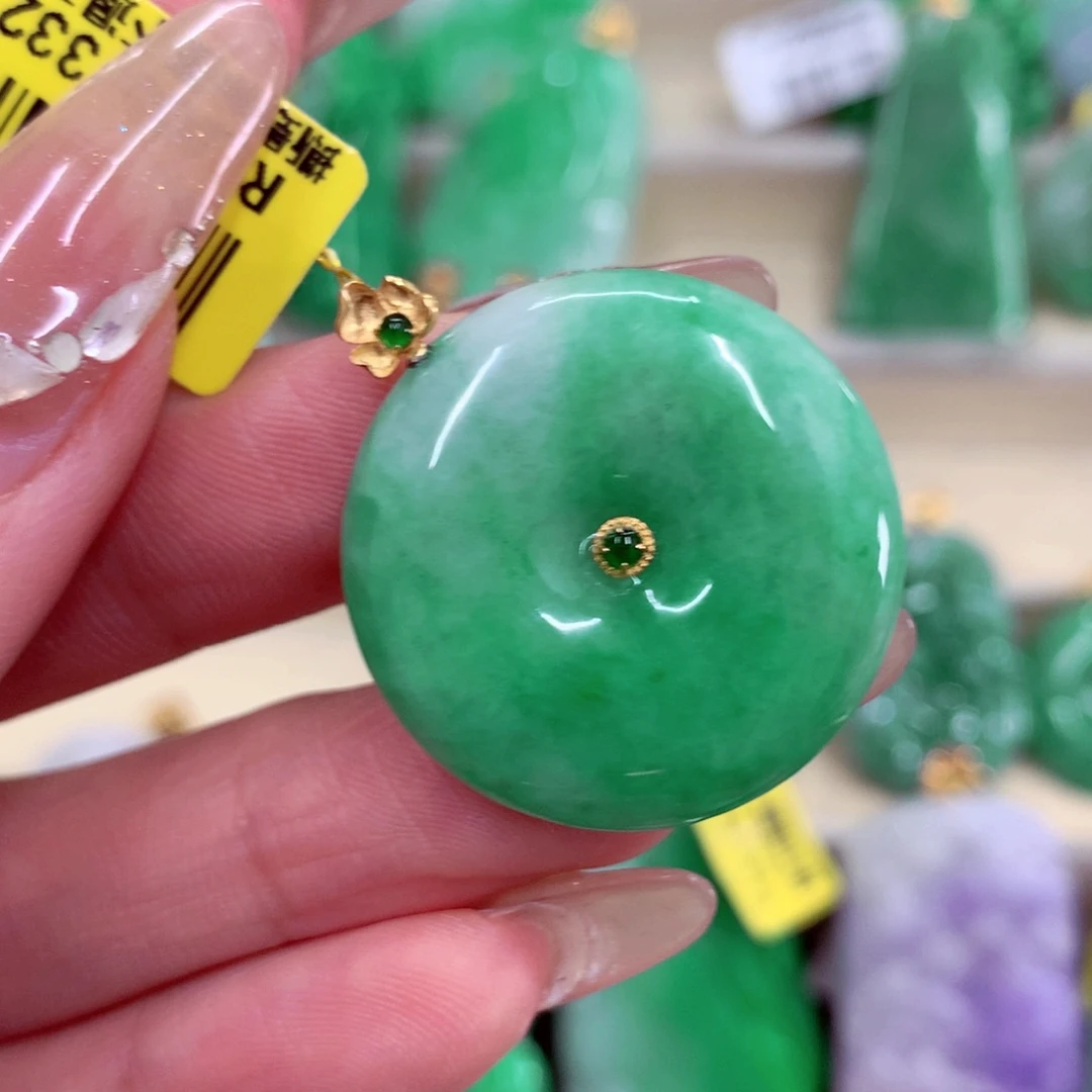 翡翠18K金镶嵌吊坠(不含链)