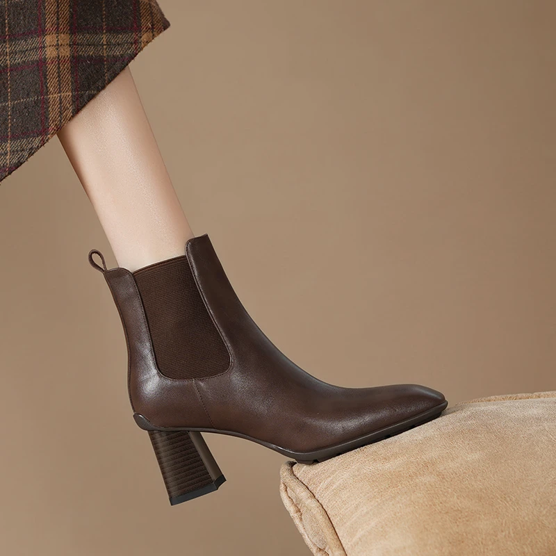 【6.0cm】牛皮粗根软底时尚百搭方头复古短靴8625