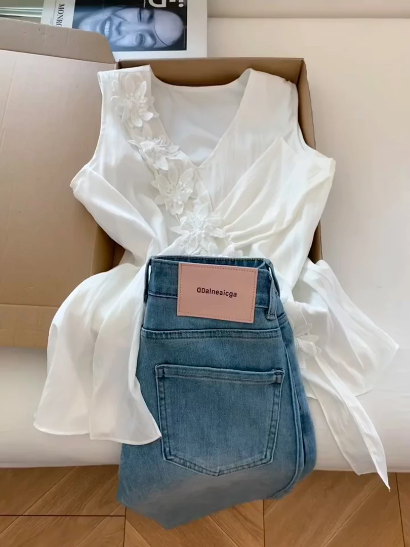 法式优雅浪漫立体花朵无袖背心衬衫女夏季绝美小衫设计感气质上衣