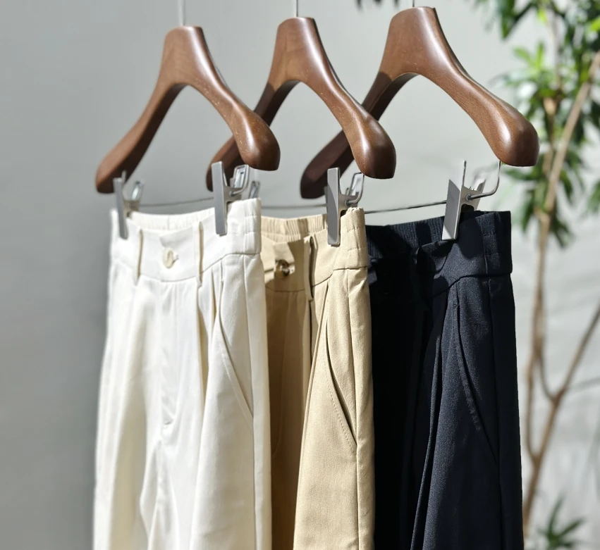 简约廓形A字八分阔腿裤