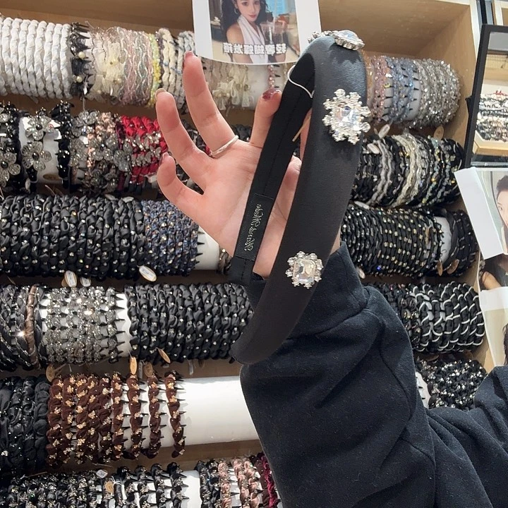 布艺铁合金默认微瑕特价不退换