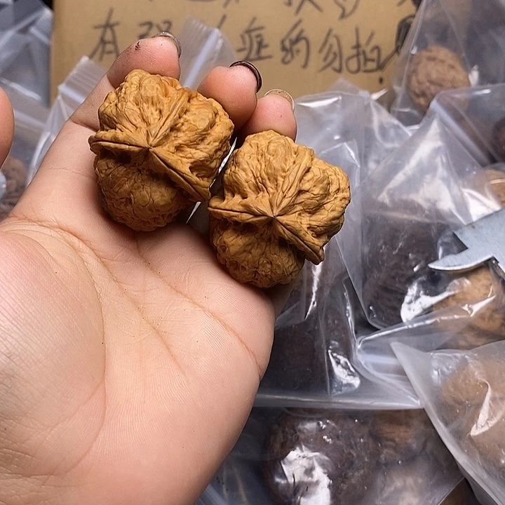 把件文玩核桃     95