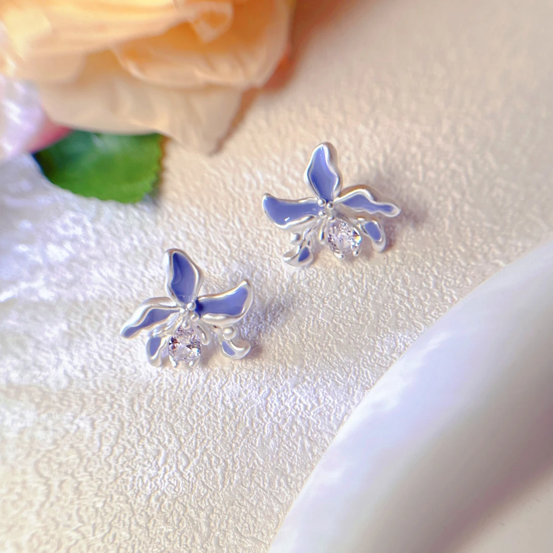 合金锆石耳饰 【105】镇店奶油蓝鸢尾花耳钉小清新立体雕花精致重工