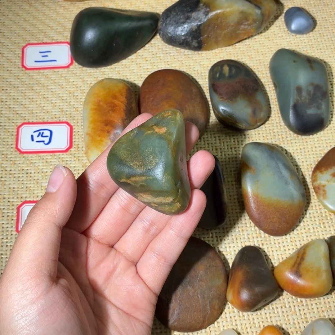 和田玉未镶嵌挂件69.3