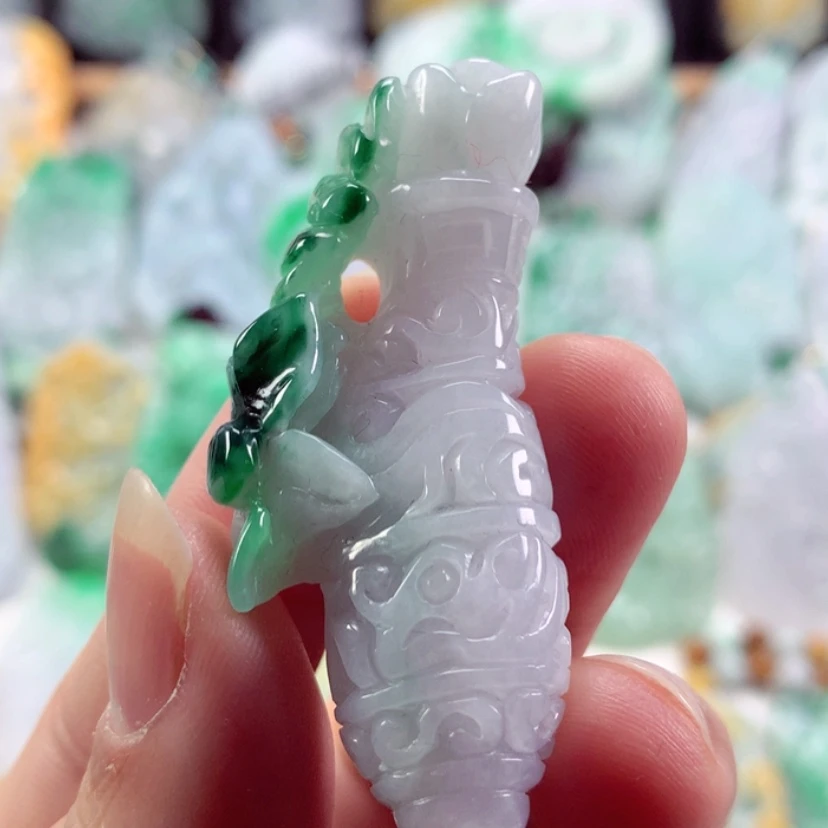 【闪购商品】翡翠吊坠(不含链)未镶嵌