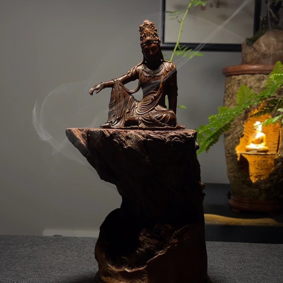 木糖****桃黄杨木观音和荔枝木底座香炉