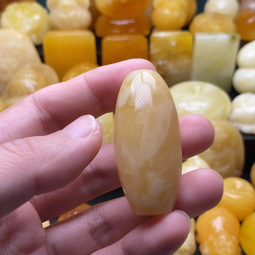 琥珀颈饰未镶嵌琥珀蜜蜡吊坠